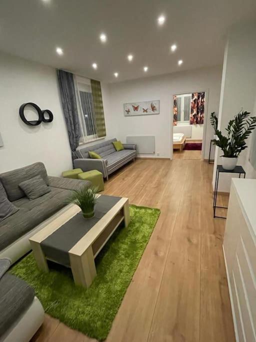 Rr-Rooms Ferienwohnung ยูเดนบวร์ก ภายนอก รูปภาพ